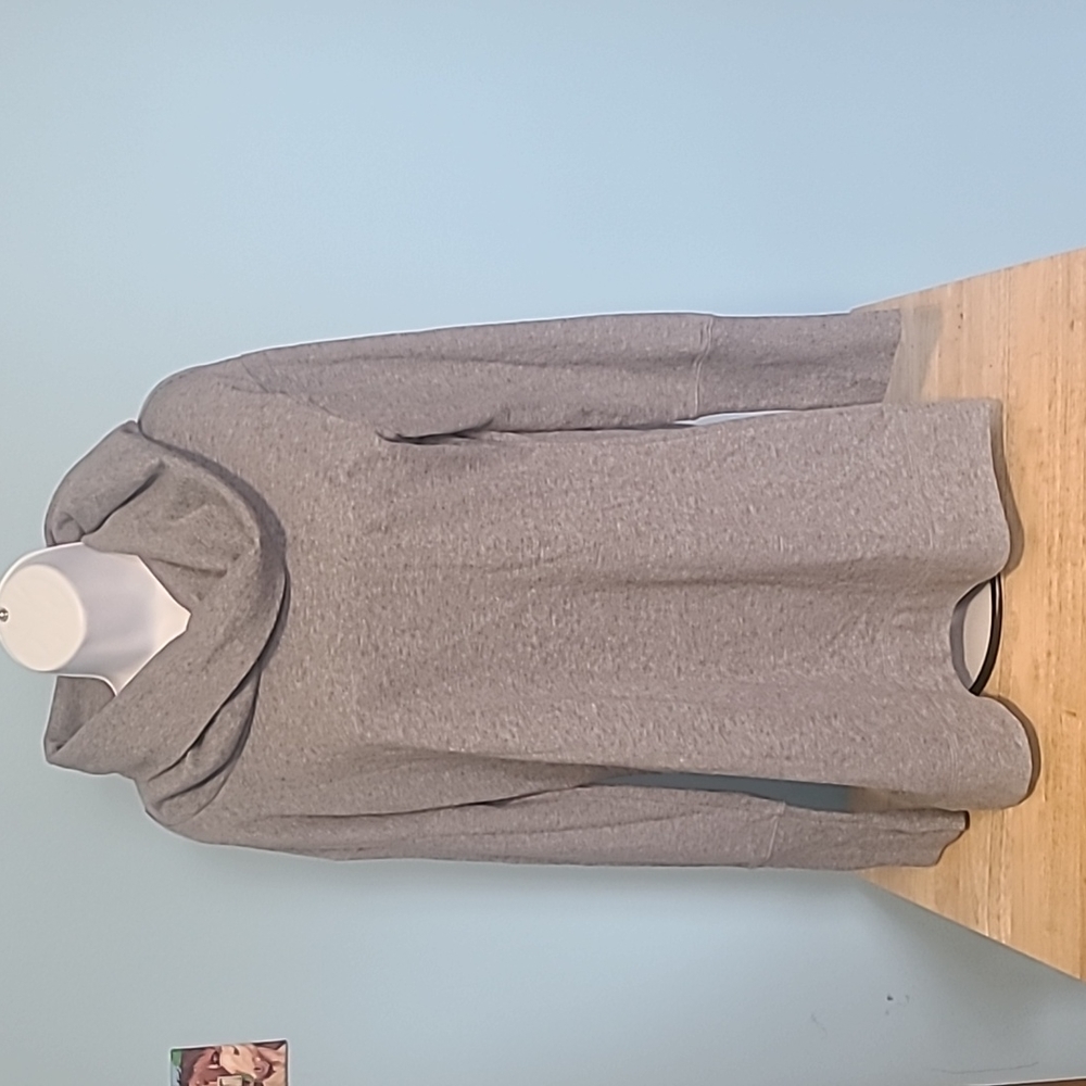 Ladie's  MERONA Turtleneck Long Sleeve Top